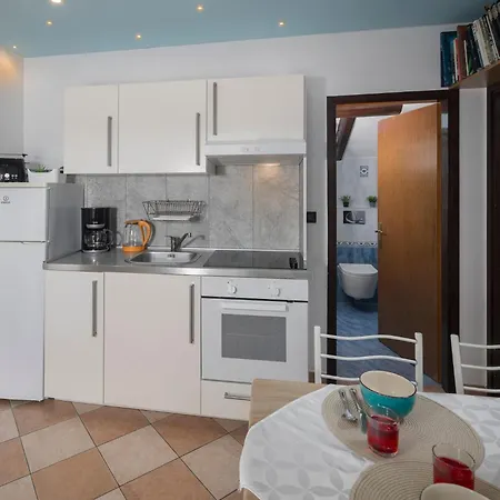 Apartament Tina